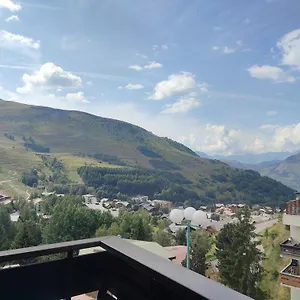 studette-1800.hotels-rhonealpes.com/